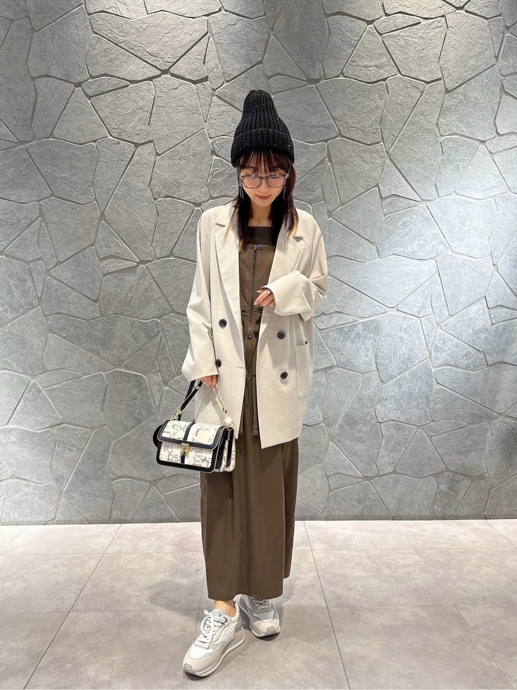 Vinのリネンミックステーラードジャケットを使ったコーディネートを紹介します。｜Rakuten Fashion(楽天ファッション／旧楽天ブランドアベニュー)5315110