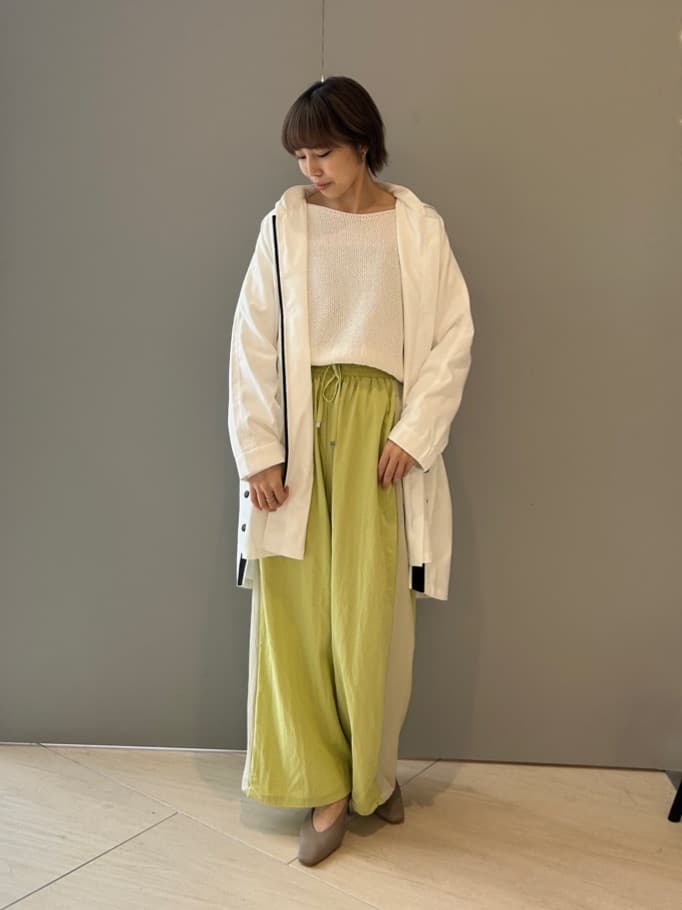 Vinのサイドラインパラシュートパンツを使ったコーディネートを紹介します。｜Rakuten Fashion(楽天ファッション／旧楽天ブランドアベニュー)5315445