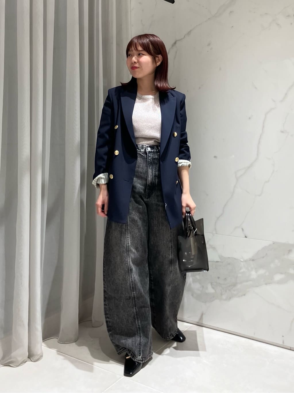 allurevilleのリオペルダブルブレスト6釦ジャケットを使ったコーディネートを紹介します。｜Rakuten Fashion(楽天ファッション／旧楽天ブランドアベニュー)5318513