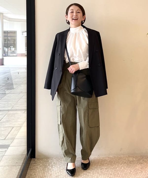 BEAMS HEARTのハートモチーフ ショルダーバッグ 25SS レディースを使ったコーディネートを紹介します。｜Rakuten Fashion(楽天ファッション／旧楽天ブランドアベニュー)5320753