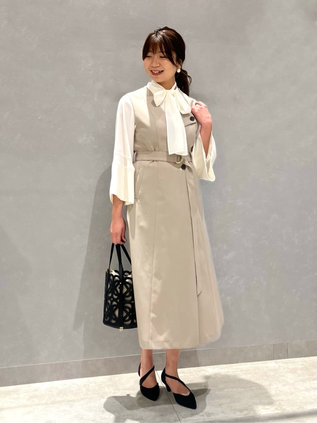 Vinのアシンメトリーラペルジレワンピースを使ったコーディネートを紹介します。｜Rakuten Fashion(楽天ファッション／旧楽天ブランドアベニュー)5324820