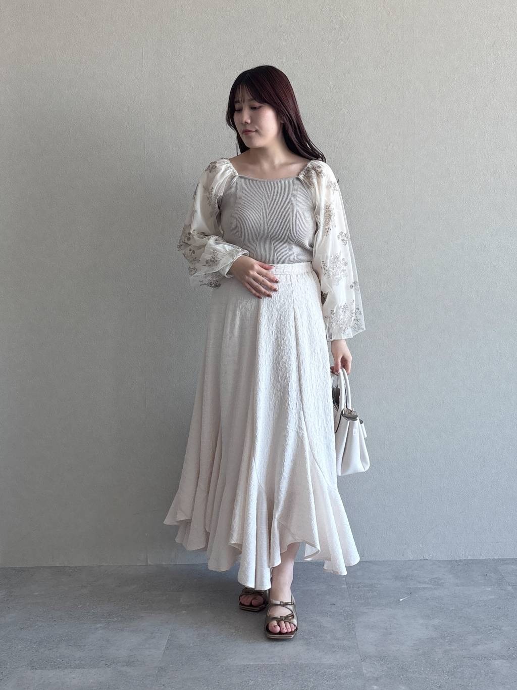 mysty womanのリボンモチーフバッグを使ったコーディネートを紹介します。｜Rakuten Fashion(楽天ファッション／旧楽天ブランドアベニュー)5325205