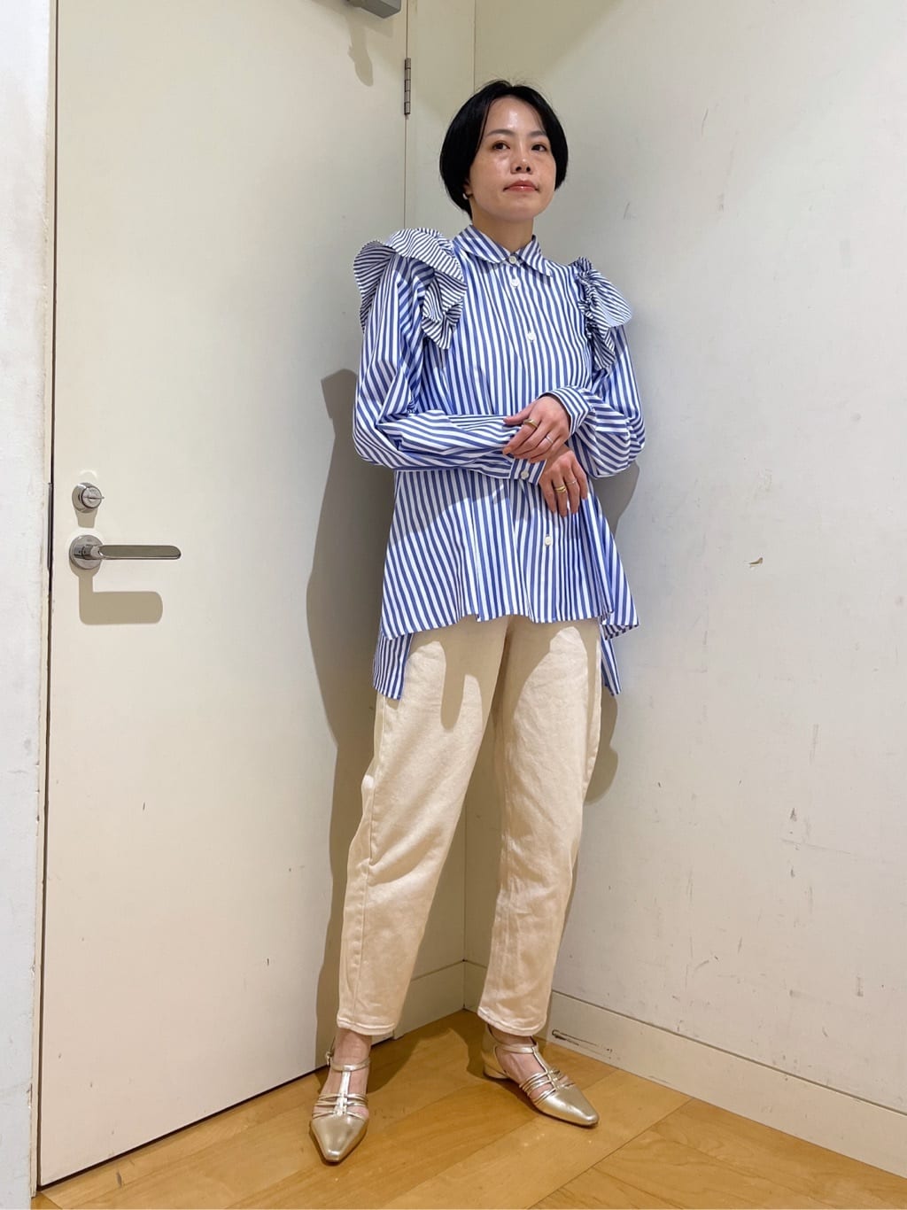 STACCATOのTストラップフィッシュボーンシューズを使ったコーディネートを紹介します。｜Rakuten Fashion(楽天ファッション／旧楽天ブランドアベニュー)5326273