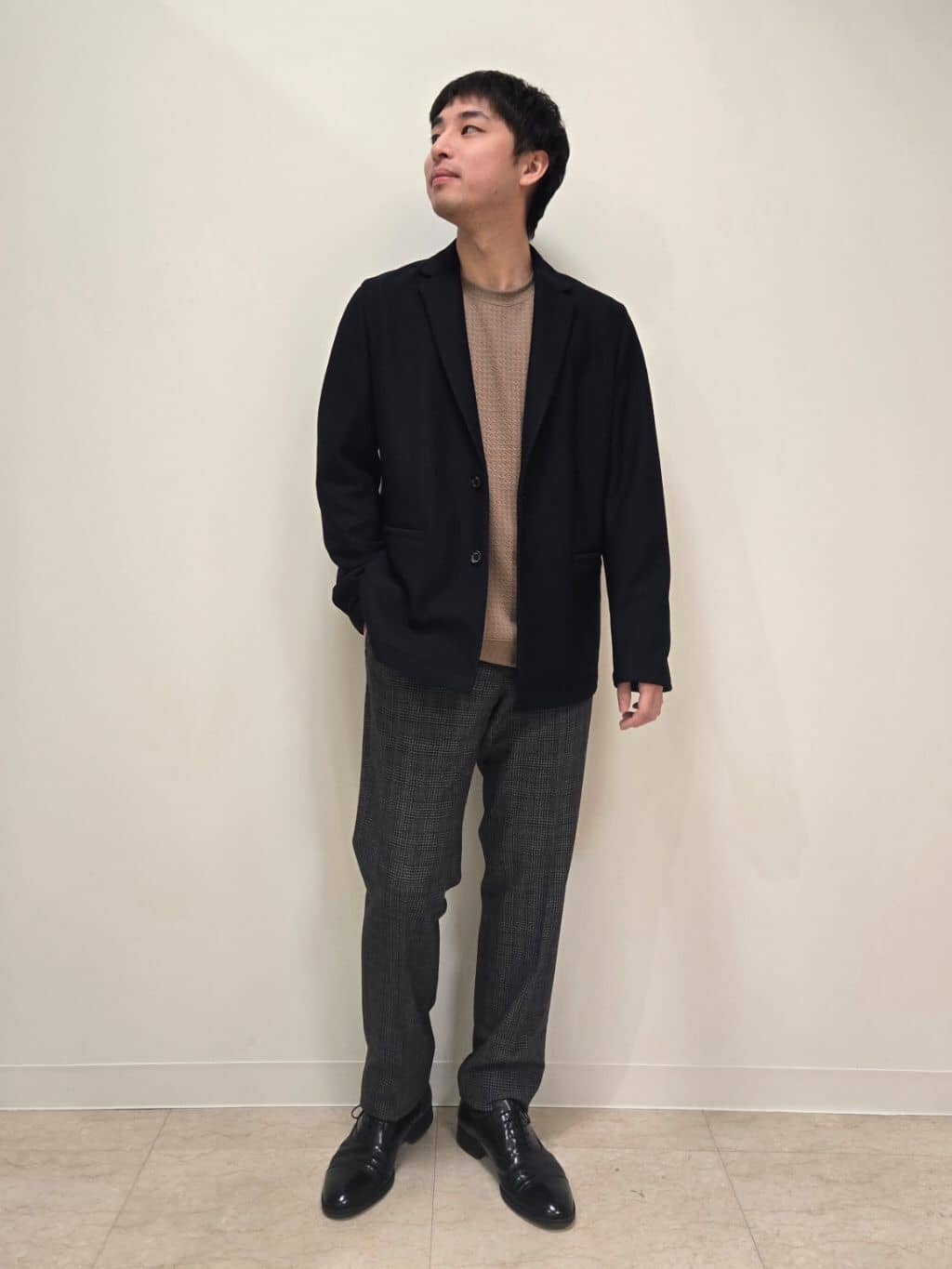 TAKEO KIKUCHIの【Made in JAPAN】千鳥柄 ストレッチ プルオーバーを使ったコーディネートを紹介します。｜Rakuten Fashion(楽天ファッション／旧楽天ブランドアベニュー)5327585