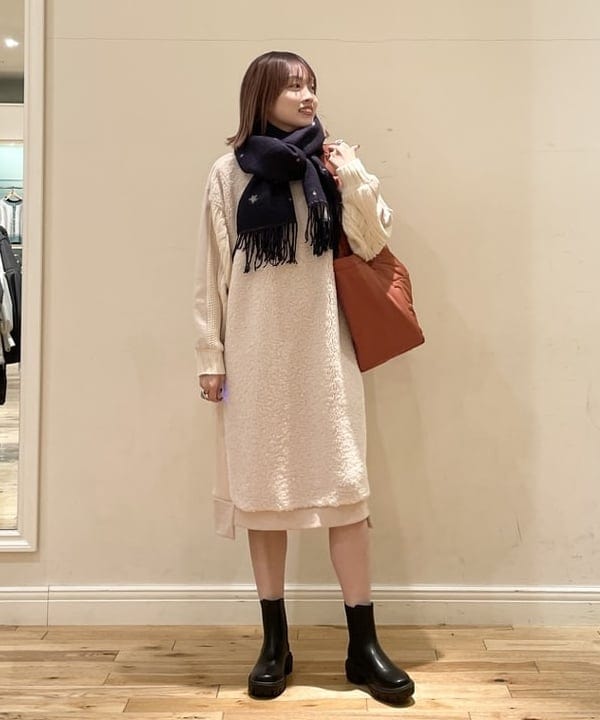 BEAMS HEARTの異素材コンビ ボア ワンピース(洗濯機可能)を使ったコーディネートを紹介します。｜Rakuten Fashion(楽天ファッション／旧楽天ブランドアベニュー)5329950