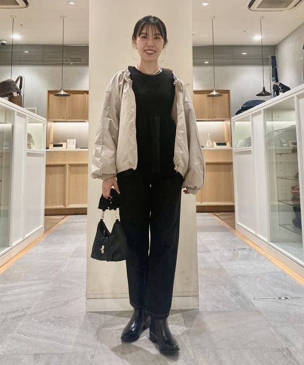 BEAMS HEARTのペプラムフォルム プルオーバーニットを使ったコーディネートを紹介します。｜Rakuten Fashion(楽天ファッション／旧楽天ブランドアベニュー)5330008