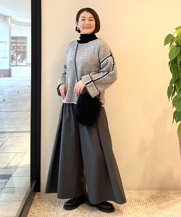 BEAMS HEARTのハンドステッチ プルオーバーを使ったコーディネートを紹介します。｜Rakuten Fashion(楽天ファッション／旧楽天ブランドアベニュー)5330378