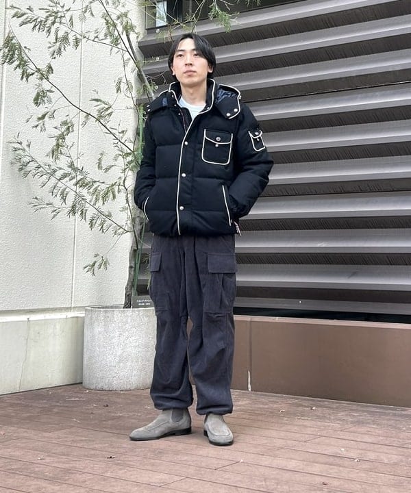 BEAMS HEARTのコーデュロイ ワイド カーゴパンツを使ったコーディネートを紹介します。｜Rakuten Fashion(楽天ファッション／旧楽天ブランドアベニュー)5330417