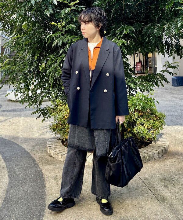 BEAMS WOMENのフレンチロゴ ロングスリーブTシャツを使ったコーディネートを紹介します。｜Rakuten Fashion(楽天ファッション／旧楽天ブランドアベニュー)5330511