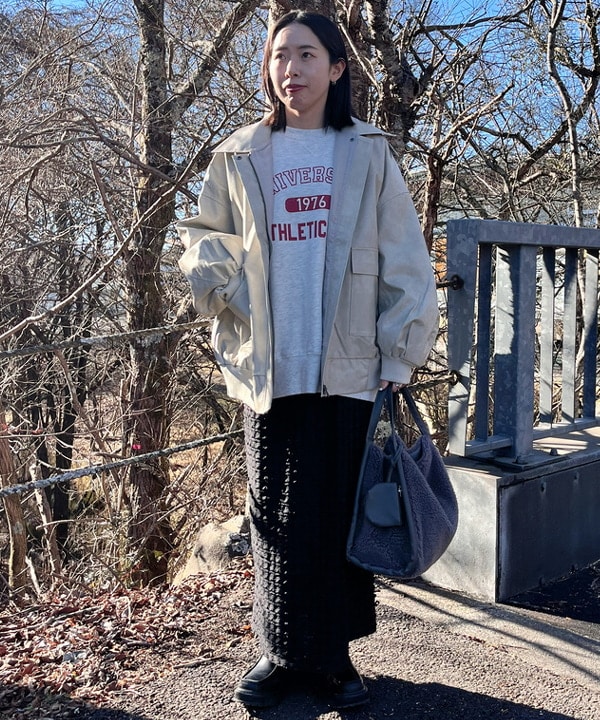 BEAMS HEARTのヴィンテージライク フェイクレザー ブルゾン 24AW ミドルを使ったコーディネートを紹介します。｜Rakuten Fashion(楽天ファッション／旧楽天ブランドアベニュー)5330581