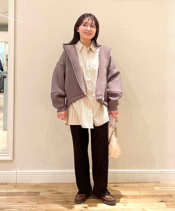 BEAMS HEARTのストライプ オーバーシャツを使ったコーディネートを紹介します。｜Rakuten Fashion(楽天ファッション／旧楽天ブランドアベニュー)5330658