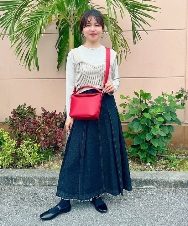 BEAMS HEARTのベルト ハンドル スクエア ショルダーバッグ 25SS レディースを使ったコーディネートを紹介します。｜Rakuten Fashion(楽天ファッション／旧楽天ブランドアベニュー)5330869