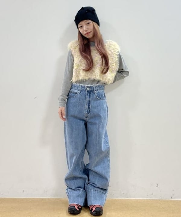 BEAMS HEARTのミックスシャギーベスト * カットソー(セットアイテム)を使ったコーディネートを紹介します。｜Rakuten Fashion(楽天ファッション／旧楽天ブランドアベニュー)5330900