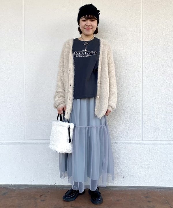 BEAMS HEARTのフェザーヤーン カーディガン(ウォッシャブル)を使ったコーディネートを紹介します。｜Rakuten Fashion(楽天ファッション／旧楽天ブランドアベニュー)5330914