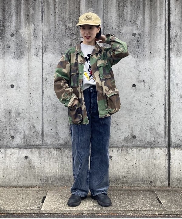 B:MING LIFE STORE by BEAMSのフェード コットン コーデュロイ パンツを使ったコーディネートを紹介します。｜Rakuten Fashion(楽天ファッション／旧楽天ブランドアベニュー)5331036