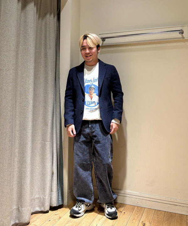 BEAMS HEARTのフェード コットン コーデュロイ パンツを使ったコーディネートを紹介します。｜Rakuten Fashion(楽天ファッション／旧楽天ブランドアベニュー)5331060