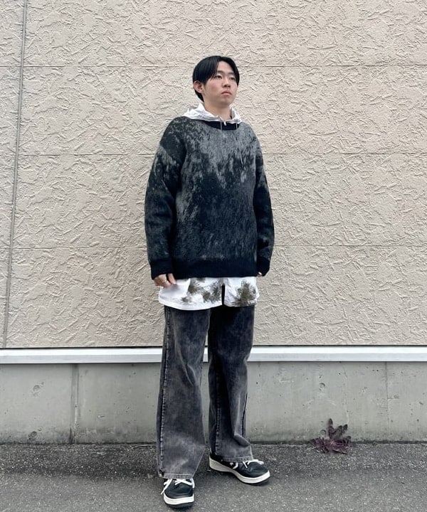 BEAMS HEARTのシャギー マーブル クルー ニット 25SSを使ったコーディネートを紹介します。｜Rakuten Fashion(楽天ファッション／旧楽天ブランドアベニュー)5331167