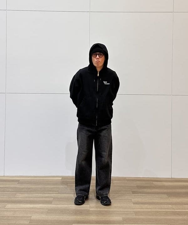 BEAMS HEARTのブラスト ワイド ストレート デニムを使ったコーディネートを紹介します。｜Rakuten Fashion(楽天ファッション／旧楽天ブランドアベニュー)5331446