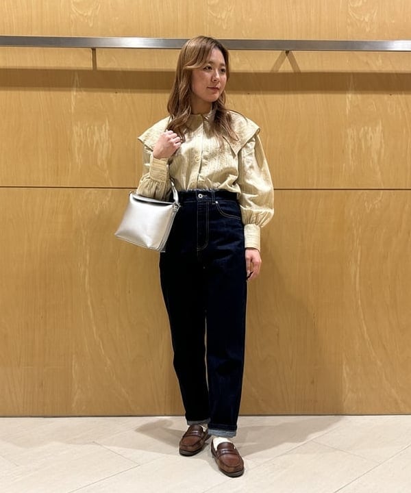 BEAMS HEARTのデニム テーパードパンツ を使ったコーディネートを紹介します。｜Rakuten Fashion(楽天ファッション／旧楽天ブランドアベニュー)5331531