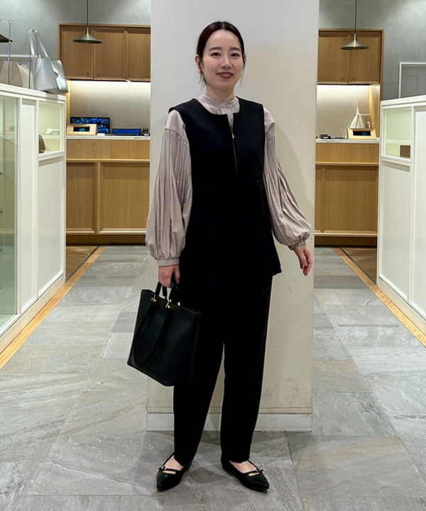 BEAMS HEARTの袖ケシプリーツ ブラウス セレモニー ママスーツ 七五三 通勤 オフィススタイル オンオフ兼用 フォーマル ビームスセレモニー2025を使ったコーディネートを紹介します。｜Rakuten Fashion(楽天ファッション／旧楽天ブランドアベニュー)5331585