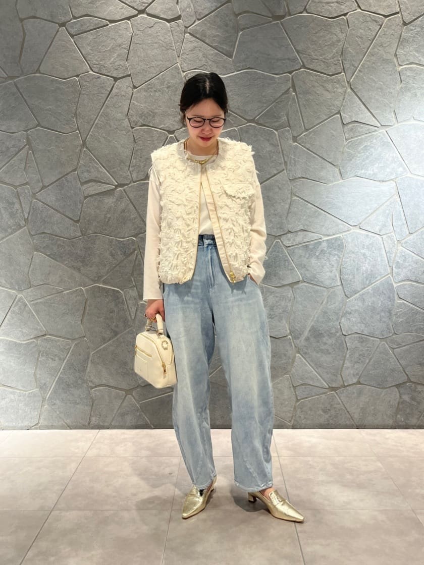 Vinのカットジャガードダブルジップジレを使ったコーディネートを紹介します。｜Rakuten Fashion(楽天ファッション／旧楽天ブランドアベニュー)5334003