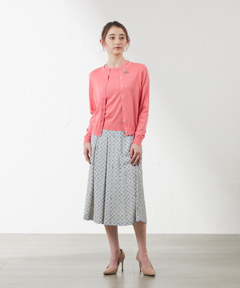 AMACAのコットンシルクニットカーディガンを使ったコーディネートを紹介します。｜Rakuten Fashion(楽天ファッション／旧楽天ブランドアベニュー)5339024
