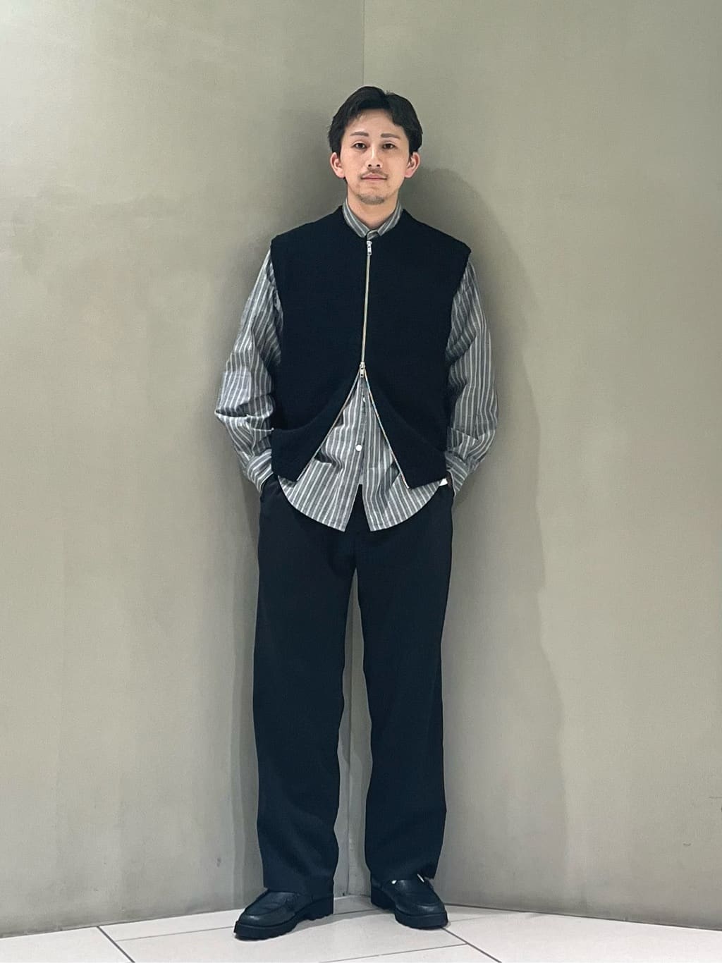 なな様　ユナイテッドアローズ　ベスト UNITED ARROWS LTD. OUTLET | ツイスト ナッピング ベスト | Rakuten