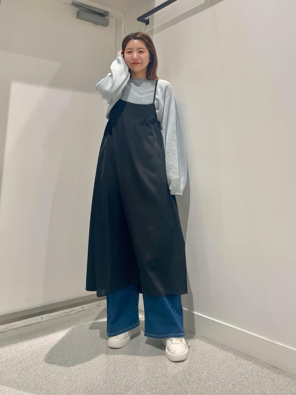 Vinのミックスカラー和紙ショートニットを使ったコーディネートを紹介します。｜Rakuten Fashion(楽天ファッション／旧楽天ブランドアベニュー)5350932