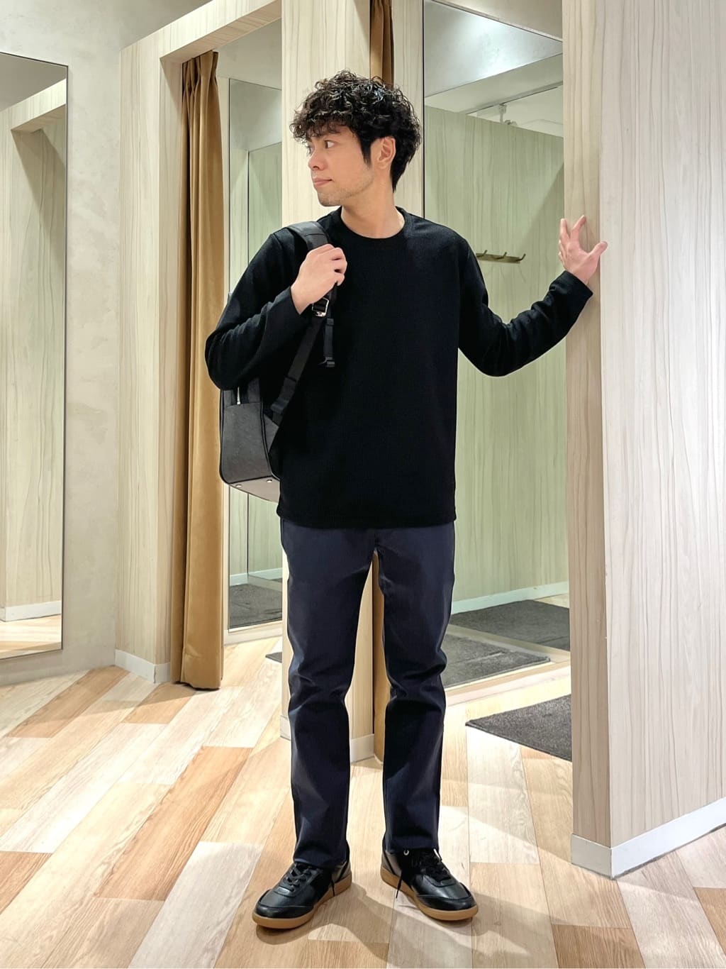 TAKEO KIKUCHIの尾州ラッセル プルオーバーを使ったコーディネートを紹介します。｜Rakuten Fashion(楽天ファッション／旧楽天ブランドアベニュー)5351303