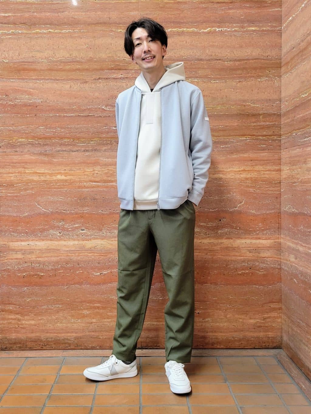 TAKEO KIKUCHIのメランジ ダンボール ジップ ブルゾンを使ったコーディネートを紹介します。｜Rakuten Fashion(楽天ファッション／旧楽天ブランドアベニュー)5352100