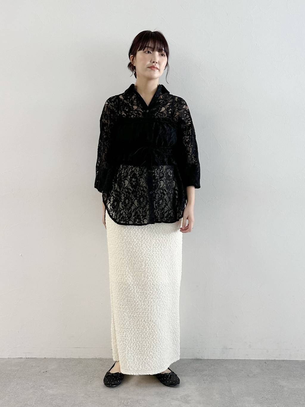 mysty womanのキャミビスチェSETシャツを使ったコーディネートを紹介します。｜Rakuten Fashion(楽天ファッション／旧楽天ブランドアベニュー)5355141