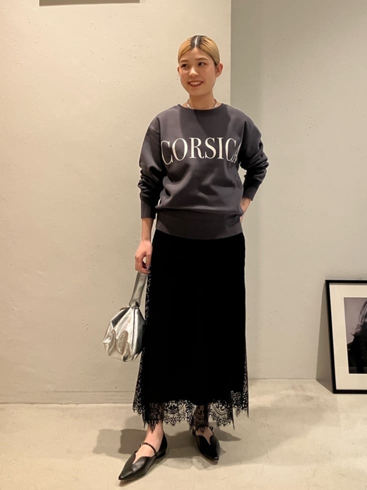 1er Arrondissementのロゴプリントスウェットを使ったコーディネートを紹介します。｜Rakuten Fashion(楽天ファッション／旧楽天ブランドアベニュー)5365930