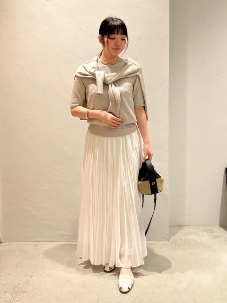 1er Arrondissementのメタルバングルを使ったコーディネートを紹介します。｜Rakuten Fashion(楽天ファッション／旧楽天ブランドアベニュー)5365935