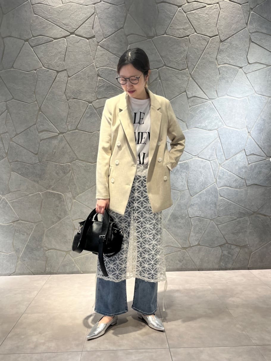 LASUDのメッセージプリントTシャツを使ったコーディネートを紹介します。｜Rakuten Fashion(楽天ファッション／旧楽天ブランドアベニュー)5366402