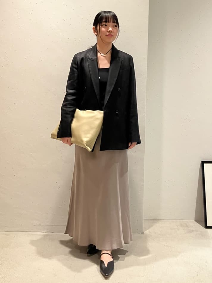 1er Arrondissementのリネンツイルダブルブレストジャケットを使ったコーディネートを紹介します。｜Rakuten Fashion(楽天ファッション／旧楽天ブランドアベニュー)5367927