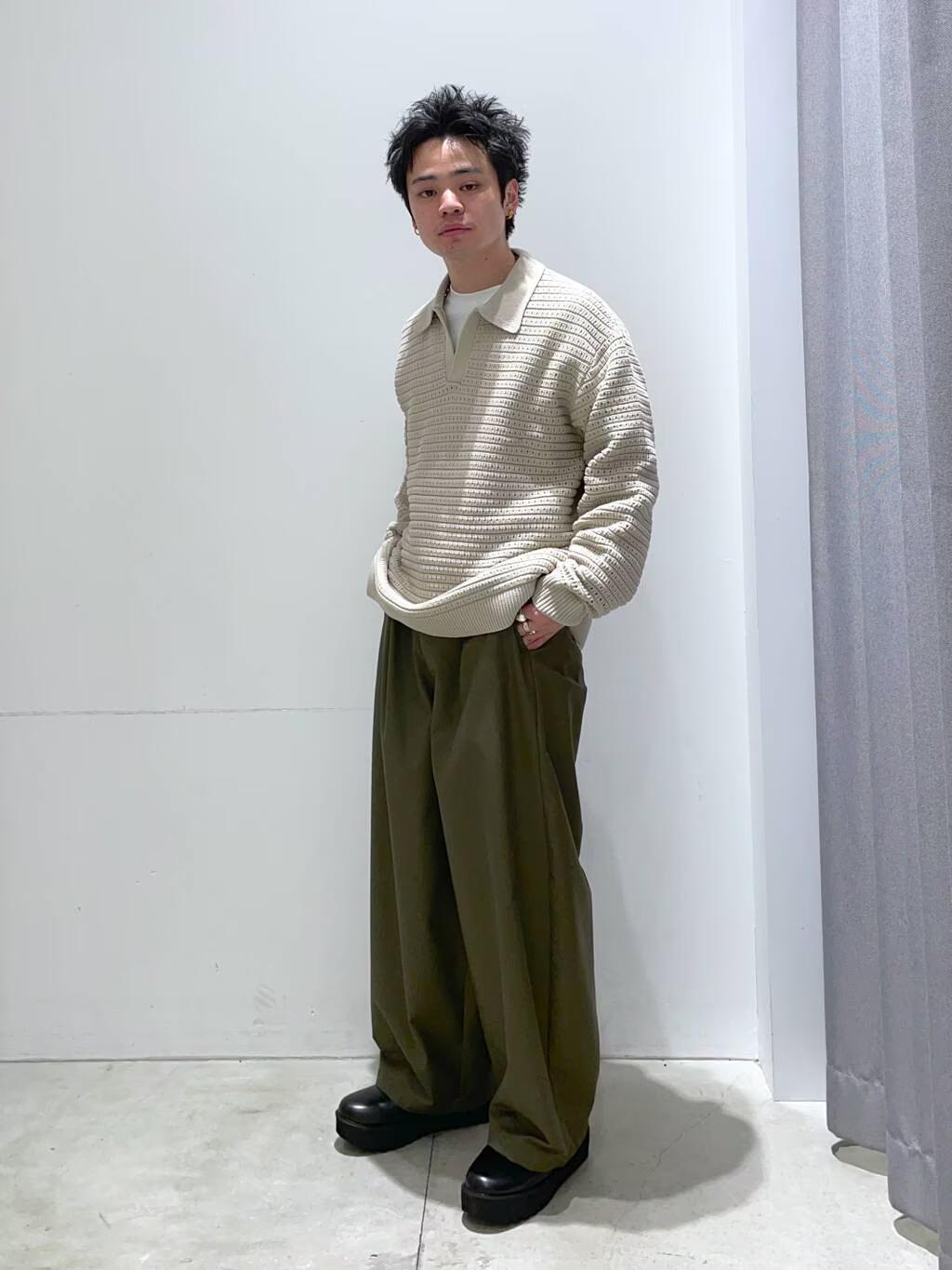 LAKOLEの透かし編みポロニットを使ったコーディネートを紹介します。｜Rakuten Fashion(楽天ファッション／旧楽天ブランドアベニュー)5372940