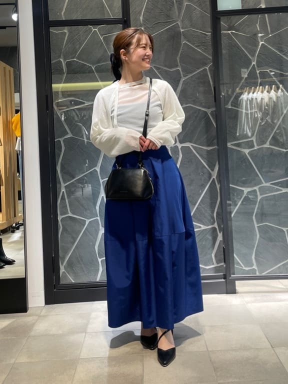 LASUDの透かし編みニットボレロを使ったコーディネートを紹介します。｜Rakuten Fashion(楽天ファッション／旧楽天ブランドアベニュー)5376034