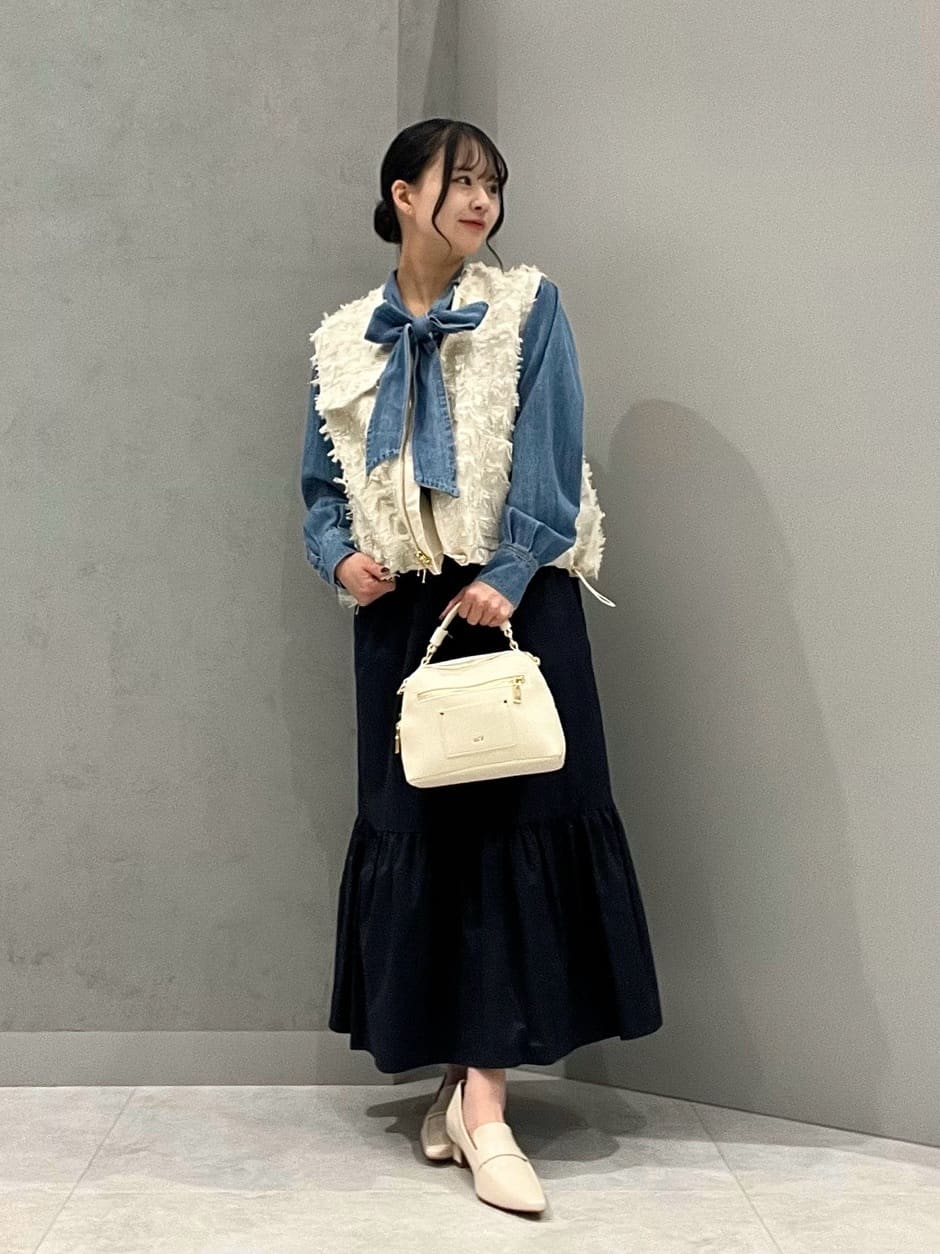 新品☆ブラックカットジャガードダブルジップジレ定価２４０００円☆送料込み Vin | カットジャガードダブルジップジレ | Rakuten Fashion(楽天