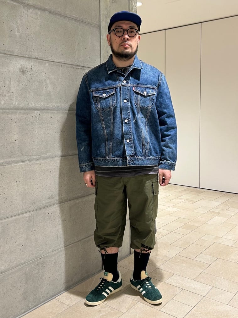 JOURNAL STANDARDのLEVI'S(R) / リーバイス(R) 別注 TYPE III TRUCKER JACKET Selvedge INDIGOを使ったコーディネートを紹介します。｜Rakuten Fashion(楽天ファッション／旧楽天ブランドアベニュー)5382726