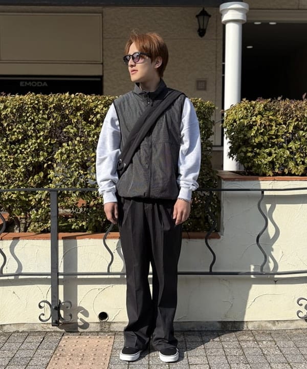 BEAMS HEARTのボスリントン 調光 ファッショングラスを使ったコーディネートを紹介します。｜Rakuten Fashion(楽天ファッション／旧楽天ブランドアベニュー)5388319