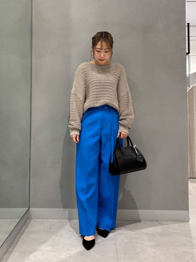 Vinのベルト付きセンタープレスパンツを使ったコーディネートを紹介します。｜Rakuten Fashion(楽天ファッション／旧楽天ブランドアベニュー)5395093