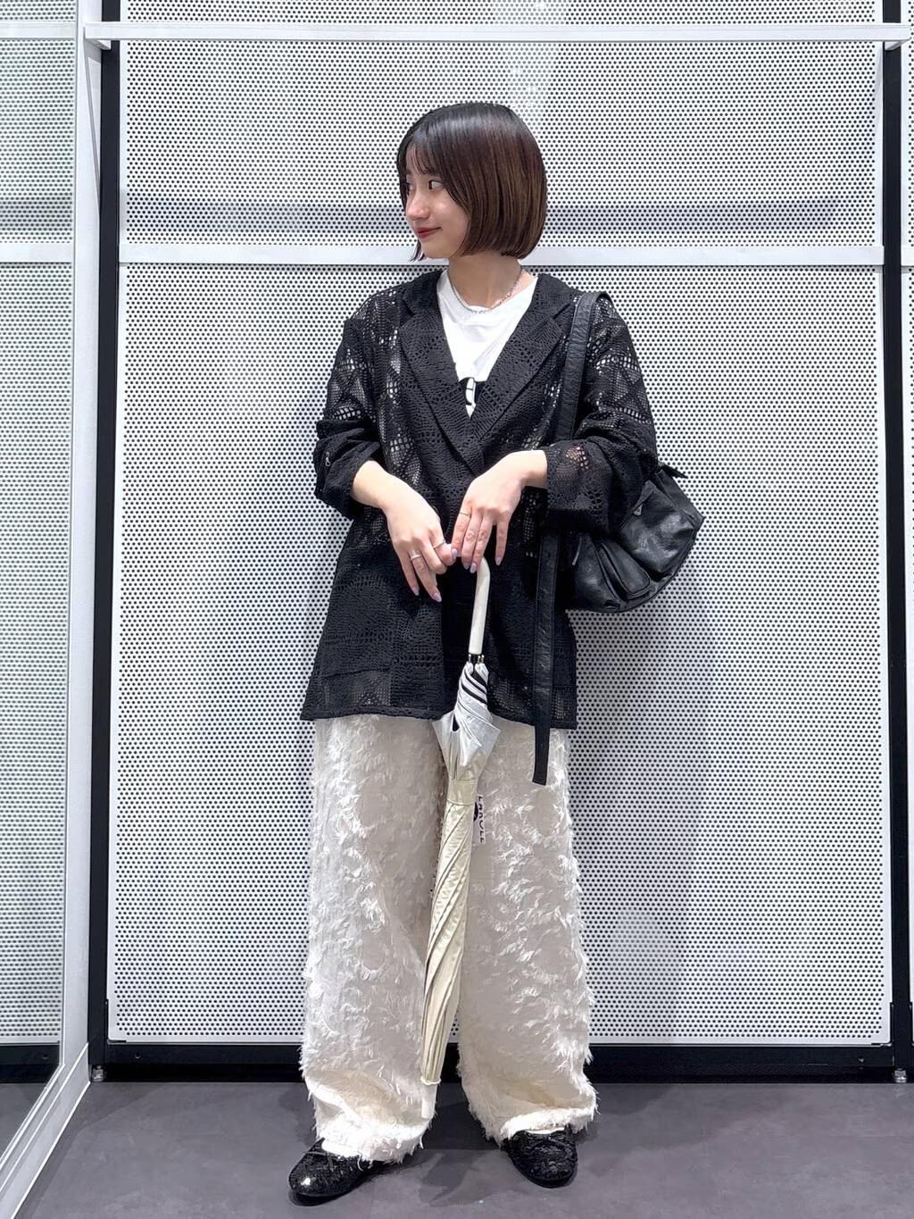 LAKOLEのレースジャケットを使ったコーディネートを紹介します。｜Rakuten Fashion(楽天ファッション／旧楽天ブランドアベニュー)5405487