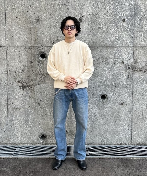 BEAMS Tのボスリントン 調光 ファッショングラスを使ったコーディネートを紹介します。｜Rakuten Fashion(楽天ファッション／旧楽天ブランドアベニュー)5406508