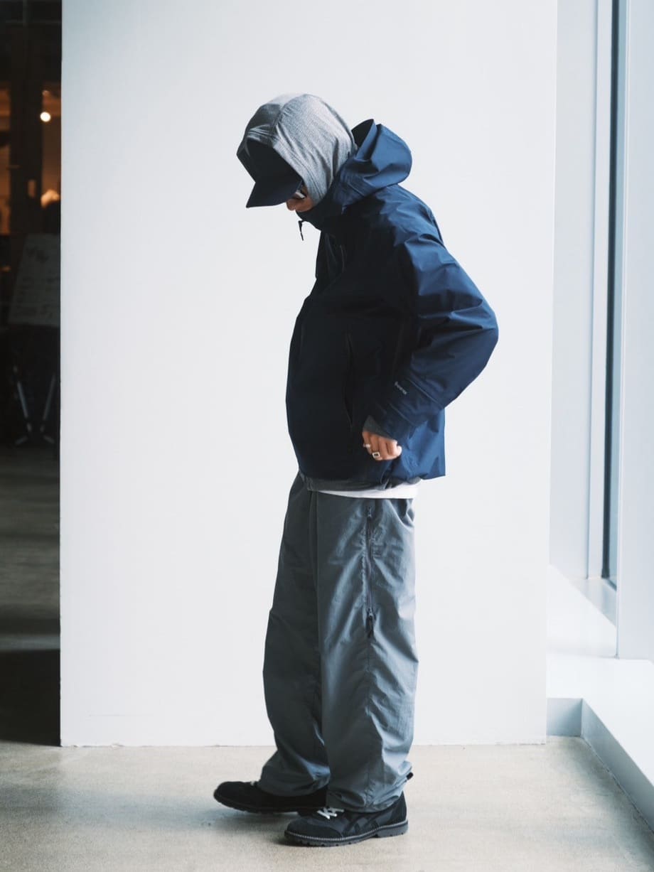 Snow PeakのNylon Tussah Utility Storage Pantsを使ったコーディネートを紹介します。｜Rakuten Fashion(楽天ファッション／旧楽天ブランドアベニュー)5407326