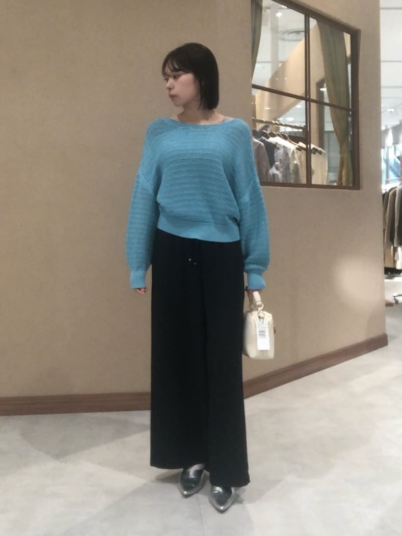 Vinのローゲージ和紙糸ニットを使ったコーディネートを紹介します。｜Rakuten Fashion(楽天ファッション／旧楽天ブランドアベニュー)5407378