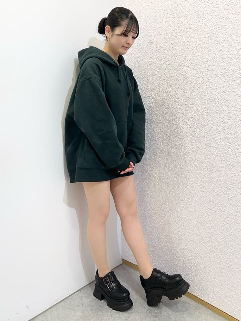 ESPERANZAのダブルストラップ厚底スニーカーを使ったコーディネートを紹介します。｜Rakuten Fashion(楽天ファッション／旧楽天ブランドアベニュー)5408178