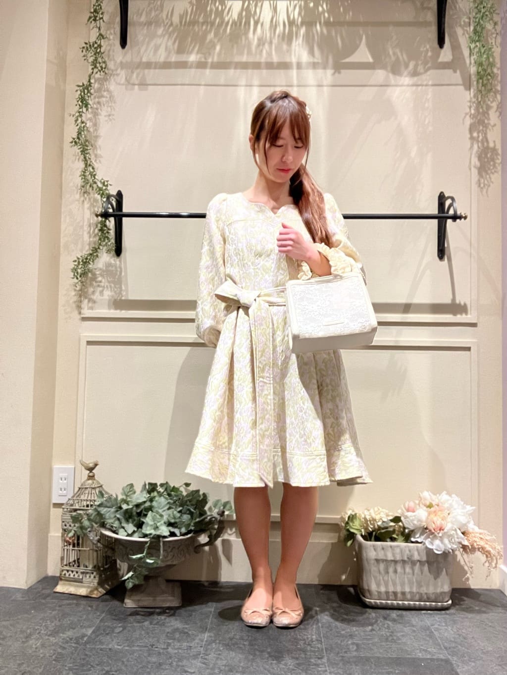 Areeamのフラワージャガードリボン付きワンピースを使った 