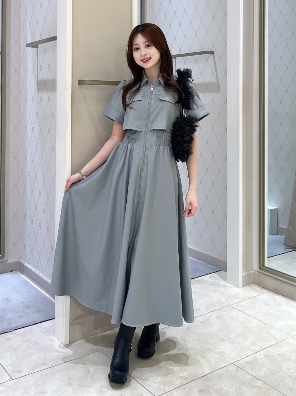riendaのダブルフリルスリットスコートショートパンツを使った