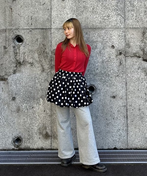 BEAMS HEARTのランダムリブ シアーカーディガン 25SSを使ったコーディネートを紹介します。｜Rakuten Fashion(楽天ファッション／旧楽天ブランドアベニュー)5421643