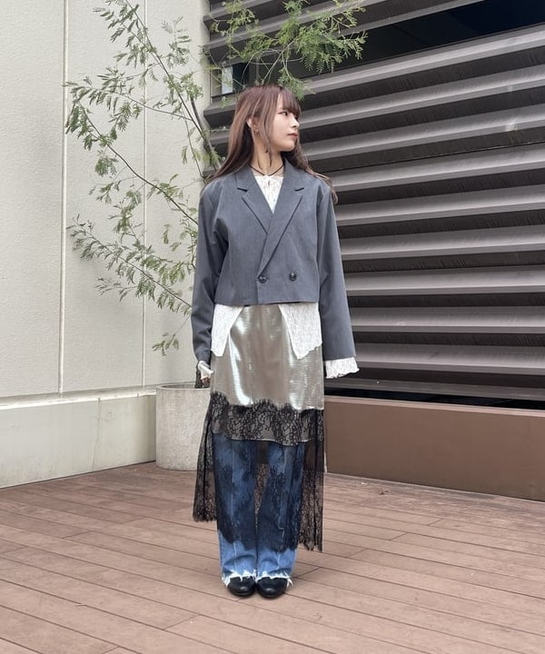 BEAMS HEARTのクロップドジャケットを使ったコーディネートを紹介します。｜Rakuten Fashion(楽天ファッション／旧楽天ブランドアベニュー)5422239